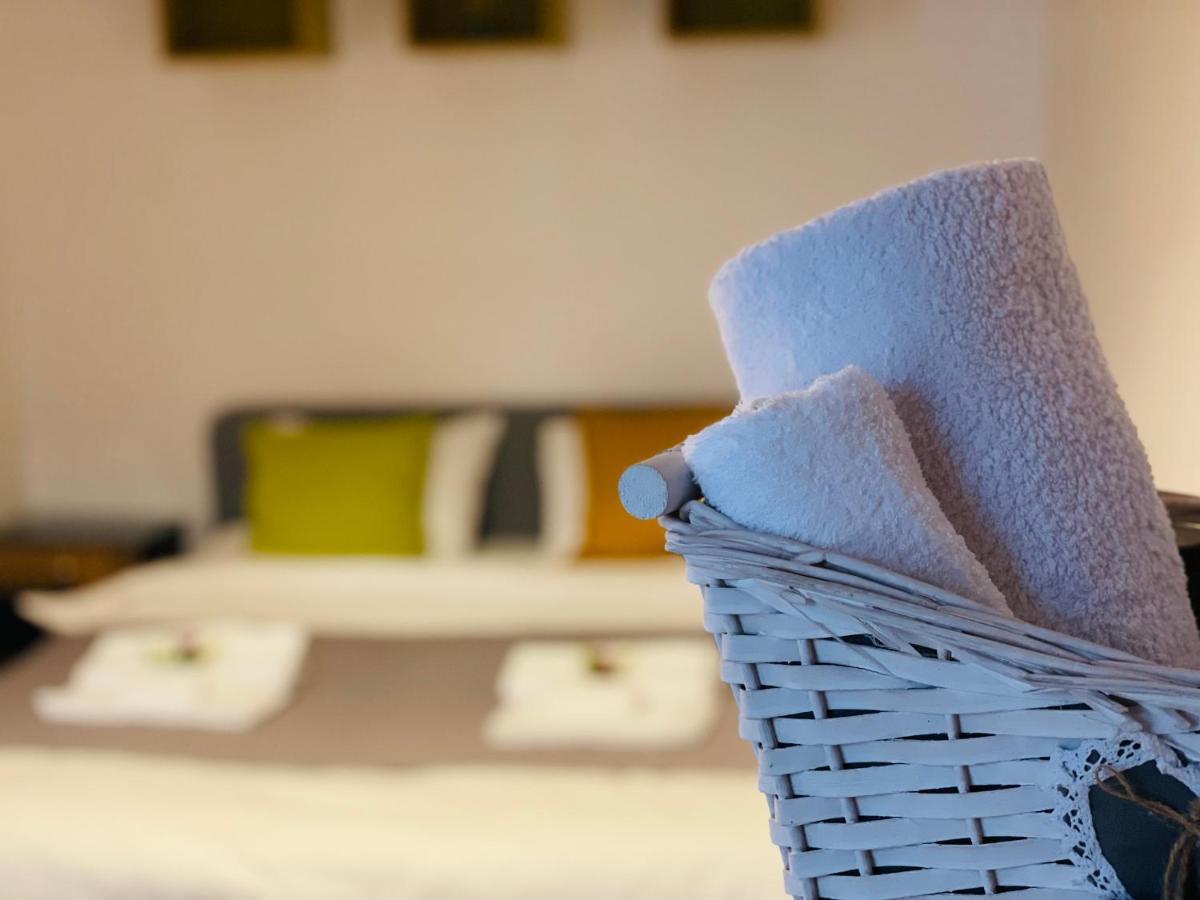 Modern Place To Stay-Self Check-In Nonstop 24H-Wifi Resita Ngoại thất bức ảnh