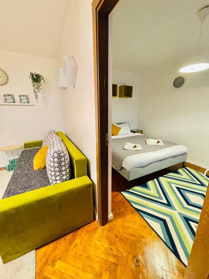 Modern Place To Stay-Self Check-In Nonstop 24H-Wifi Resita Ngoại thất bức ảnh