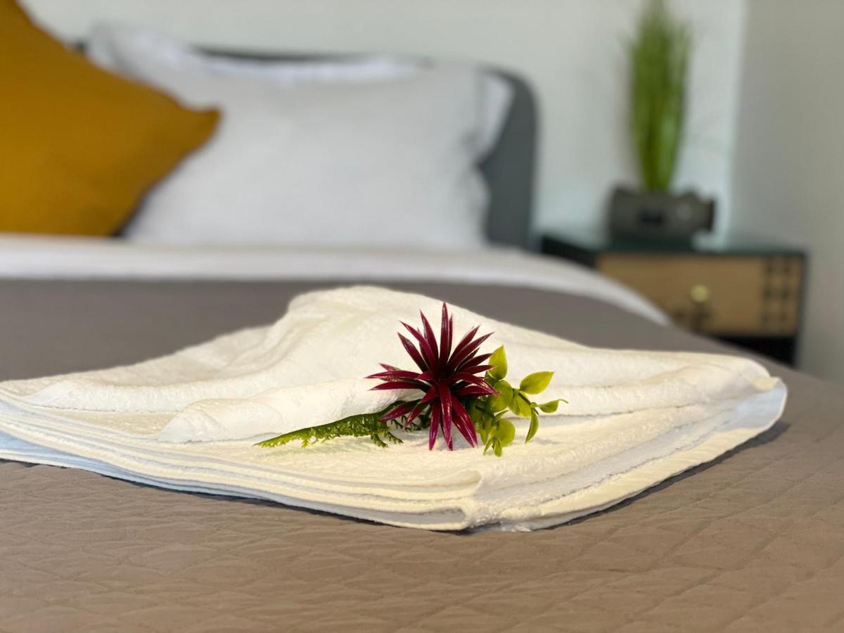 Modern Place To Stay-Self Check-In Nonstop 24H-Wifi Resita Ngoại thất bức ảnh