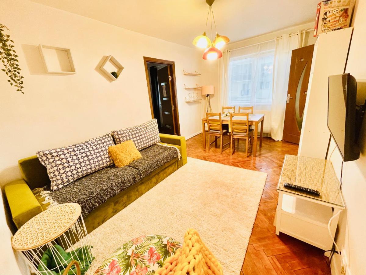 Modern Place To Stay-Self Check-In Nonstop 24H-Wifi Resita Ngoại thất bức ảnh
