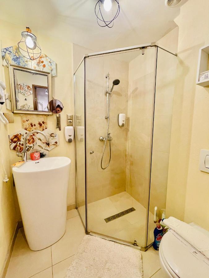 Modern Place To Stay-Self Check-In Nonstop 24H-Wifi Resita Ngoại thất bức ảnh